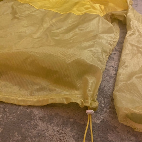 Nike Rain Jacket - Picture 4 of 5